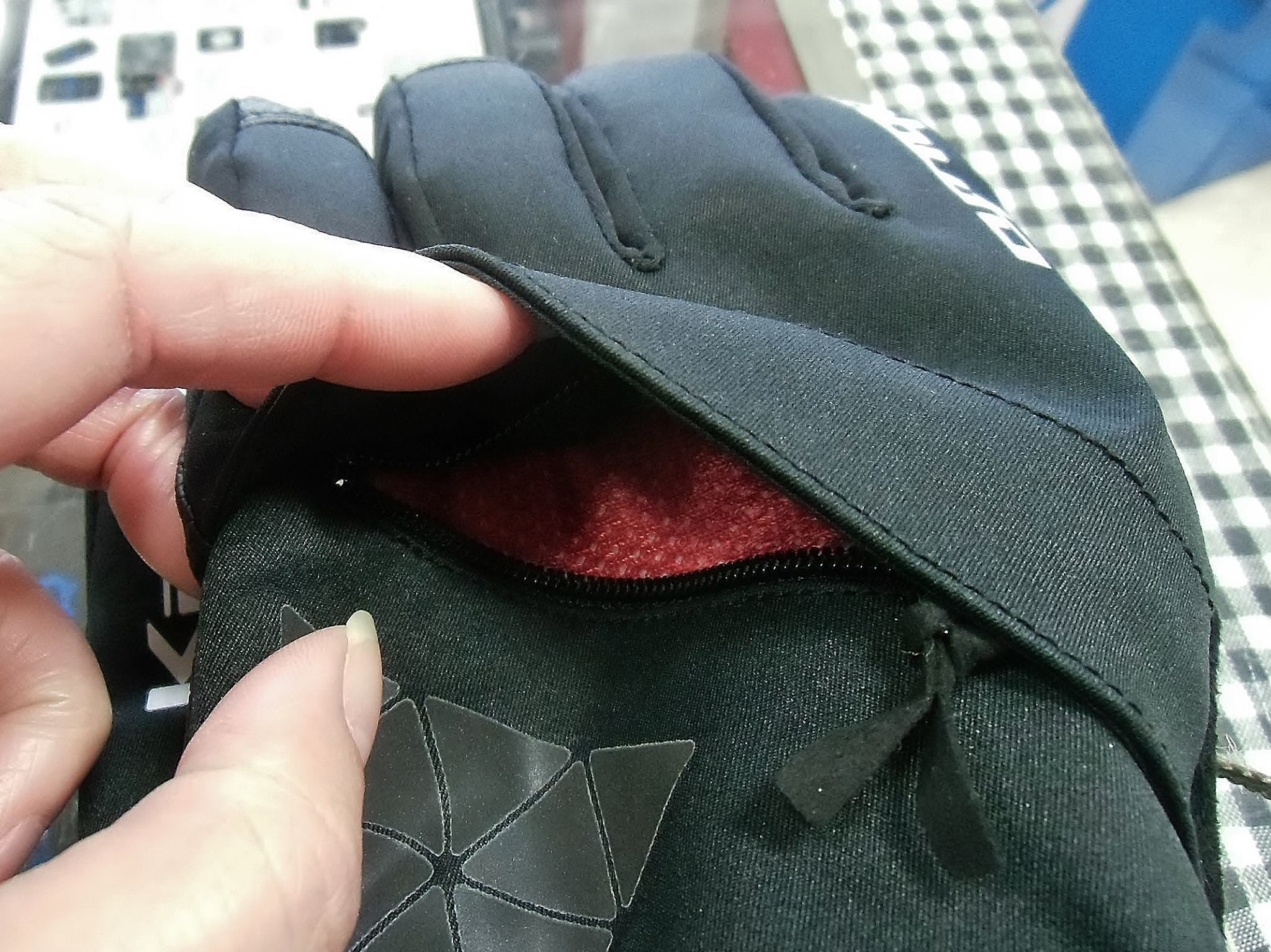 カイロを入れてポッカポカ Ogkウィンターグローブ入荷 自転車販売 広島県福山市 ロードバイク マウンテンバイク Bicycleshop Fine ファイン