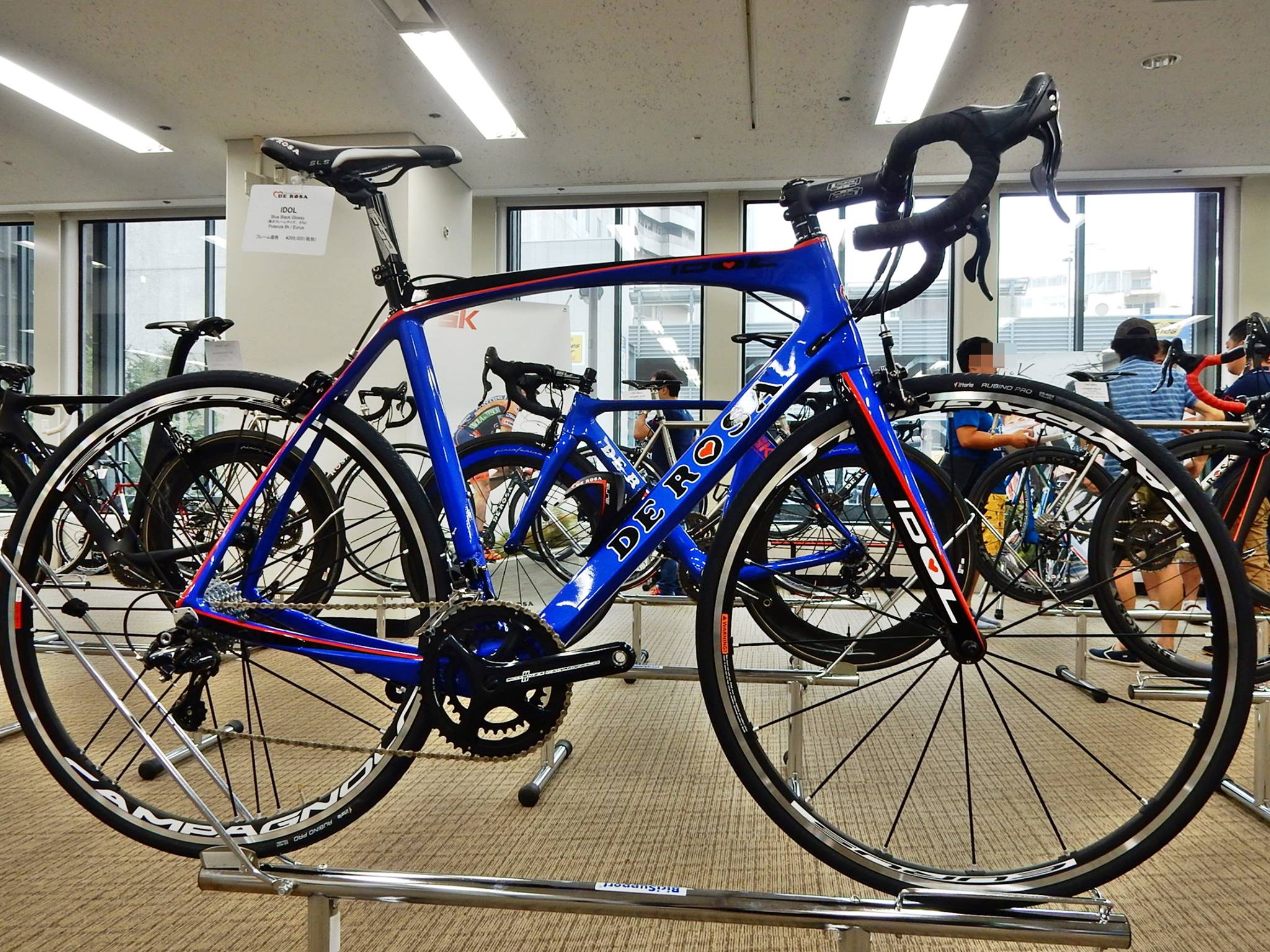 17年de Rosa 展示会に行ってきました カーボン編 自転車販売 広島県福山市 ロードバイク マウンテンバイク Bicycleshop Fine ファイン