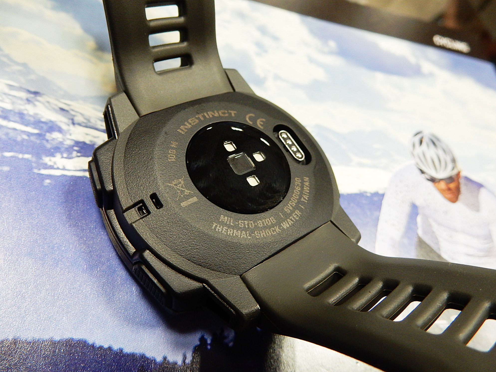 garmin instinct 自転車
