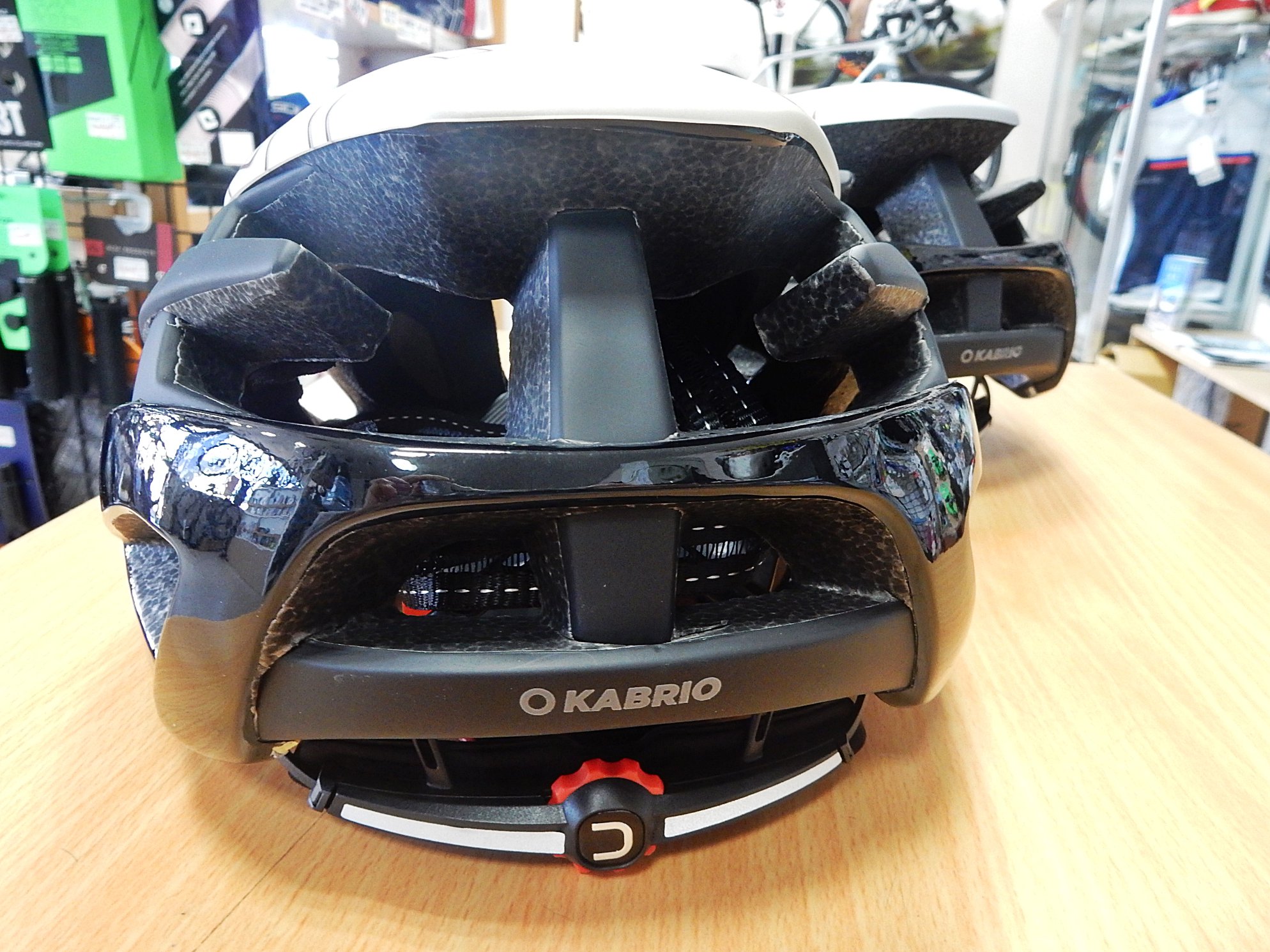 DOTOUT(ドットアウト)ヘルメット入荷しました♪ | 自転車販売 | 広島県